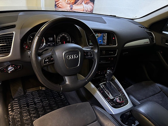 Audi Q5 7 of 17