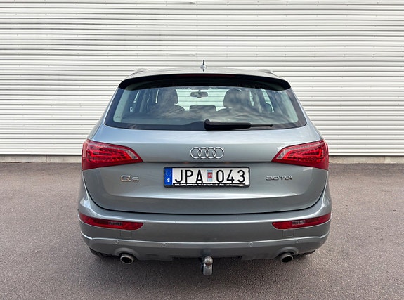 Audi Q5 4 of 17