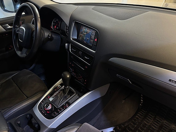 Audi Q5 11 of 17