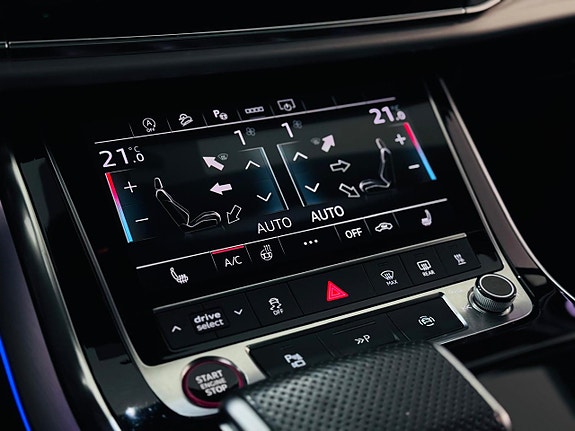 Audi SQ7 15 of 23