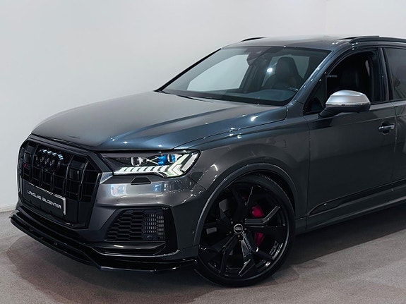 Audi SQ7 2 of 5