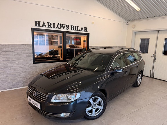 Volvo V70 7 of 18