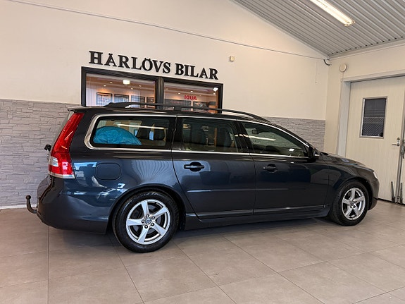 Volvo V70 6 of 18