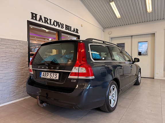 Volvo V70 14 of 18