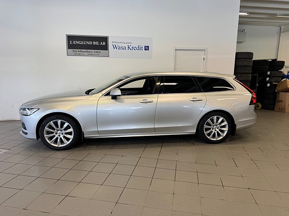 Volvo V90 2 of 18
