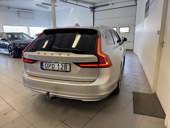 Volvo V90 4 of 18