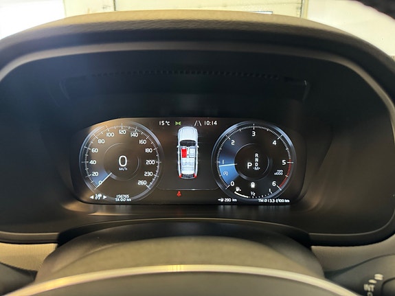 Volvo V90 9 of 18