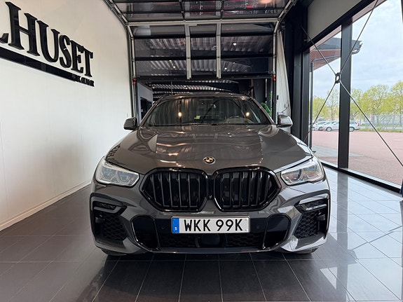 BMW X6 2 of 14
