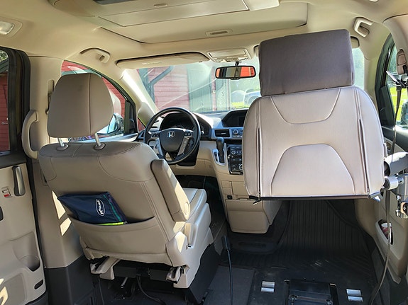 Honda Odyssey 9 of 12