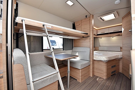 Knaus 650 UDF Südwind Black Selection, Barnkammare 14 of 27