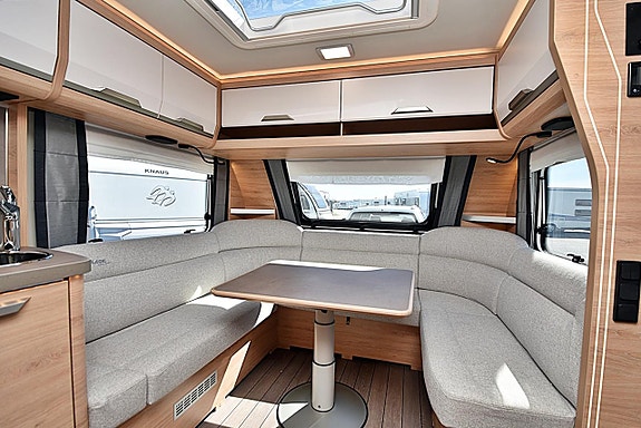 Knaus 650 UDF Südwind Black Selection, Barnkammare 24 of 27