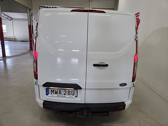 Ford Transit Custom 7 of 10