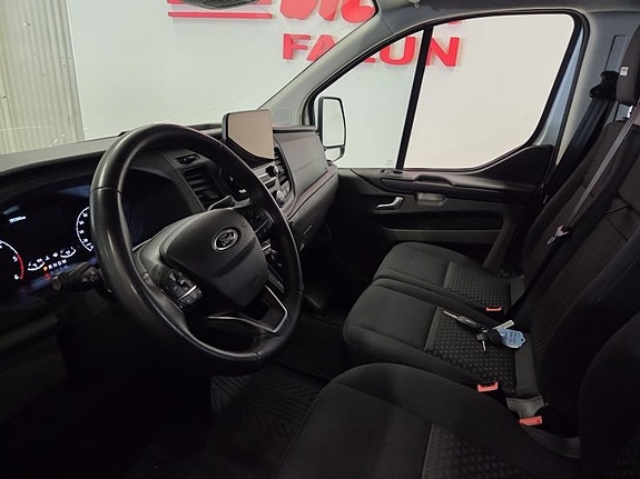 Ford Transit Custom 8 of 10