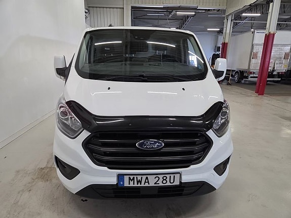Ford Transit Custom 2 of 5