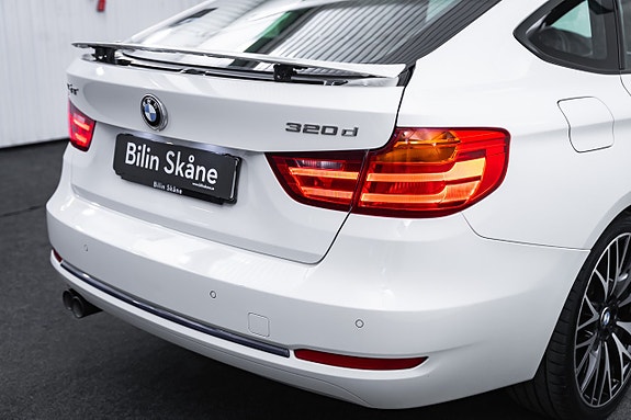 BMW 320d 16 of 28
