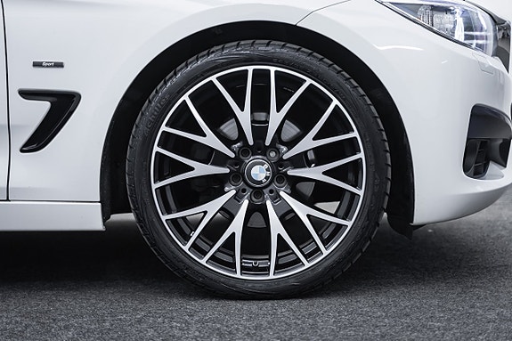 BMW 320d 8 of 28