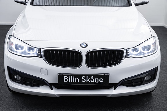 BMW 320d 5 of 28