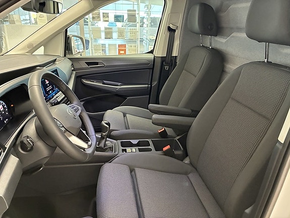 Volkswagen Caddy 8 of 17