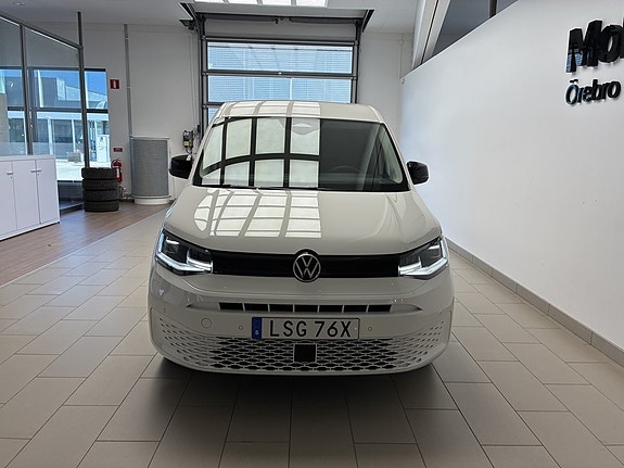 Volkswagen Caddy 2 of 5