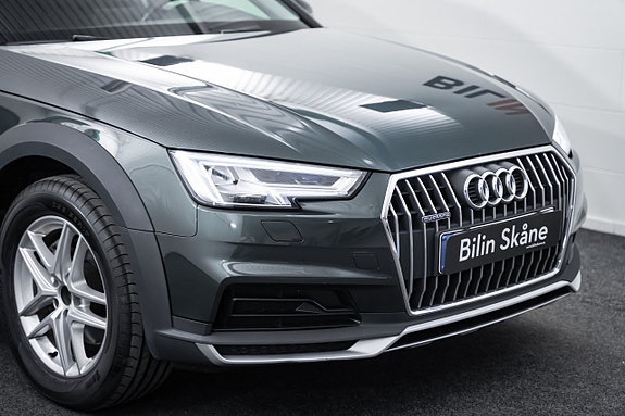 Audi A4 allroad 2 of 5