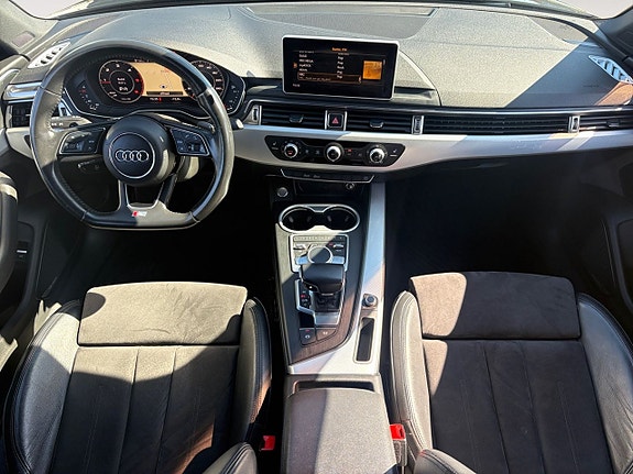 Audi A4 10 of 26