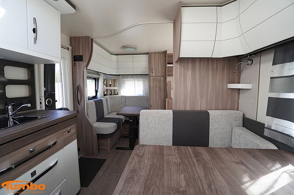Hobby 650 KMFE Alde AC Ugn 9 of 21