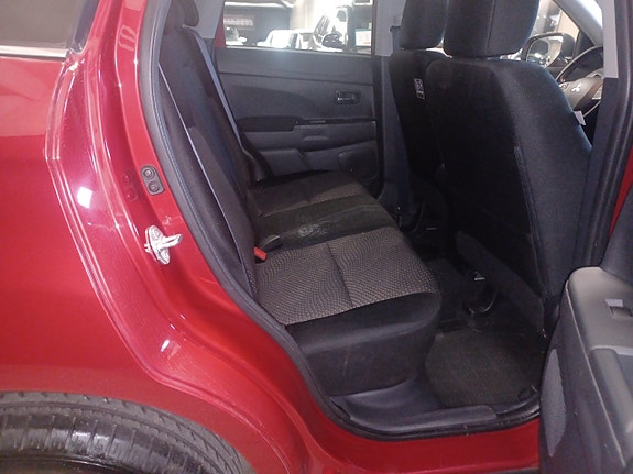 Mitsubishi ASX 9 of 16