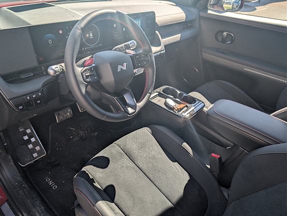Hyundai Ioniq 5 7 of 9