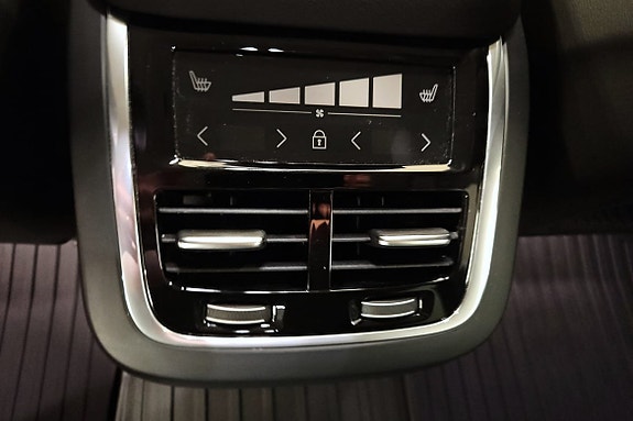 Volvo V90 Cross Country 8 of 15
