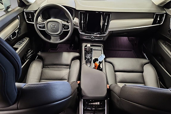 Volvo V90 Cross Country 5 of 5
