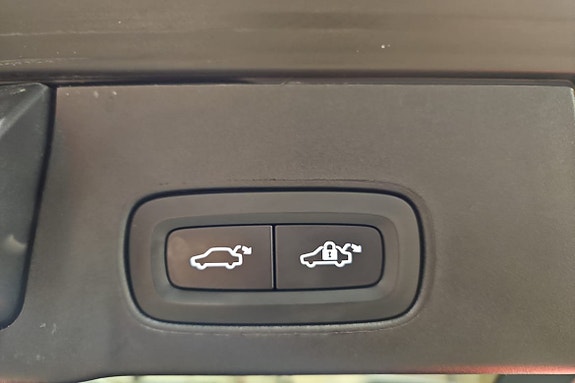 Volvo V90 Cross Country 11 of 15