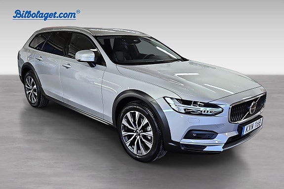 Volvo V90 Cross Country 4 of 5
