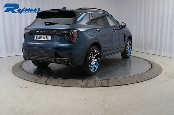 Lynk & Co 01 3 of 20