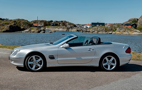 Mercedes-Benz SL500 2 of 5