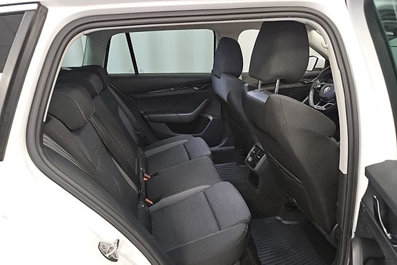 Skoda Octavia 8 of 10