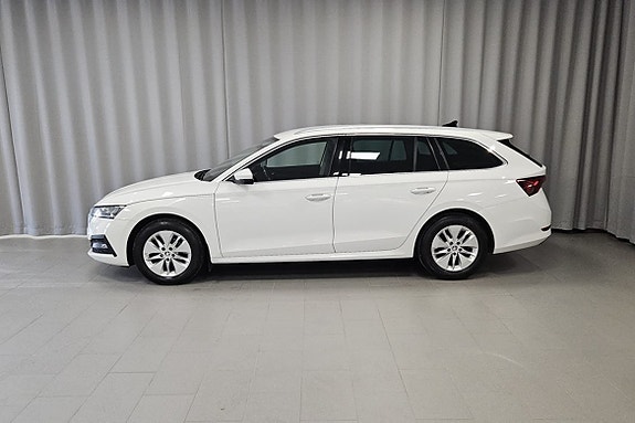 Skoda Octavia 2 of 5