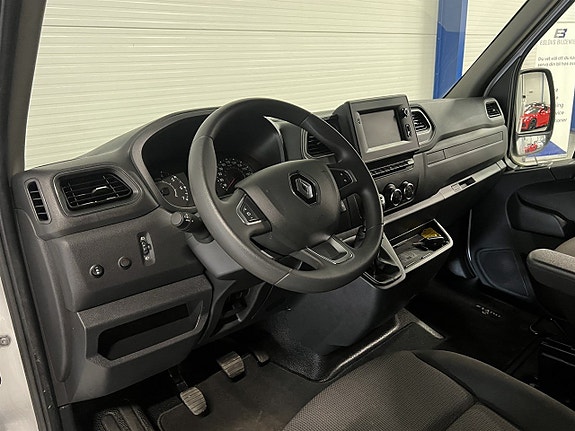 Renault Master 8 of 26