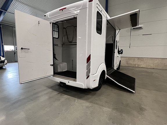 Renault Master 22 of 26