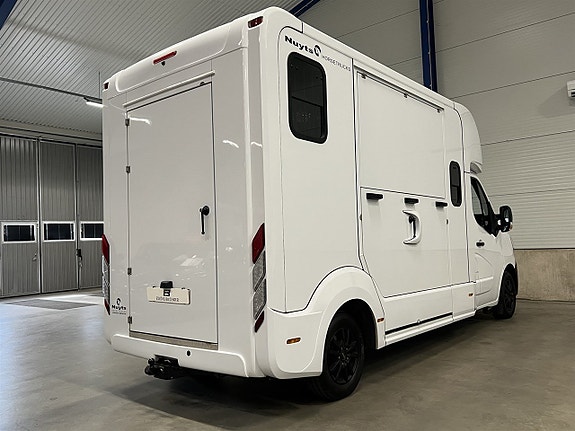 Renault Master 3 of 5