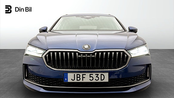 Skoda Superb 4 of 5