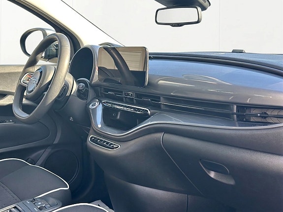 Fiat 500e 11 of 12