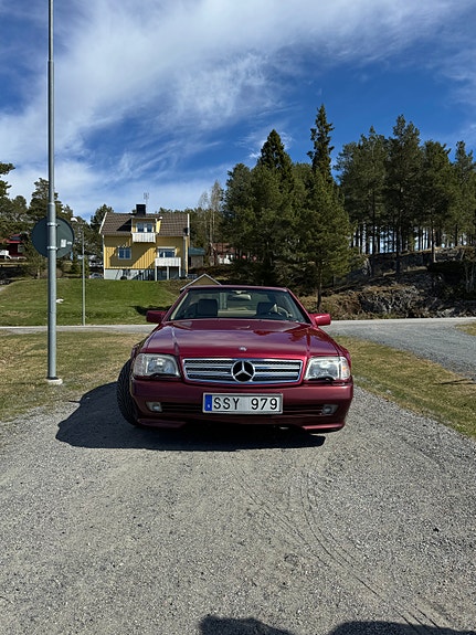 Mercedes-Benz SL600 5 of 5