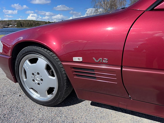Mercedes-Benz SL600 3 of 5