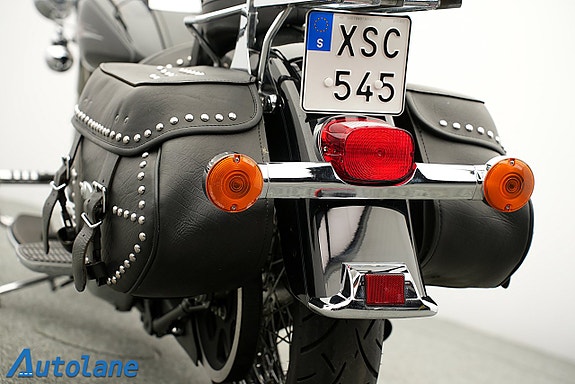 Harley-Davidson Heritage Softail Classic *Nyservad 16 of 27