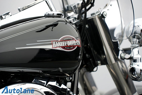 Harley-Davidson Heritage Softail Classic *Nyservad 22 of 27