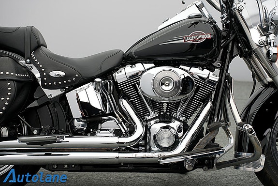 Harley-Davidson Heritage Softail Classic *Nyservad 11 of 27