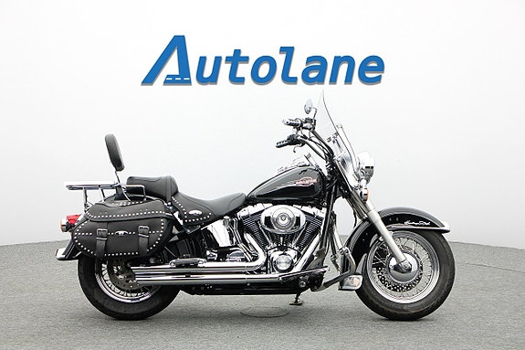 Harley-Davidson Heritage Softail Classic *Nyservad 6 of 27