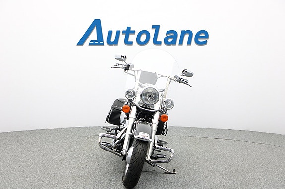 Harley-Davidson Heritage Softail Classic *Nyservad 7 of 27