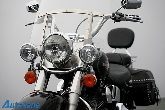 Harley-Davidson Heritage Softail Classic *Nyservad 26 of 27