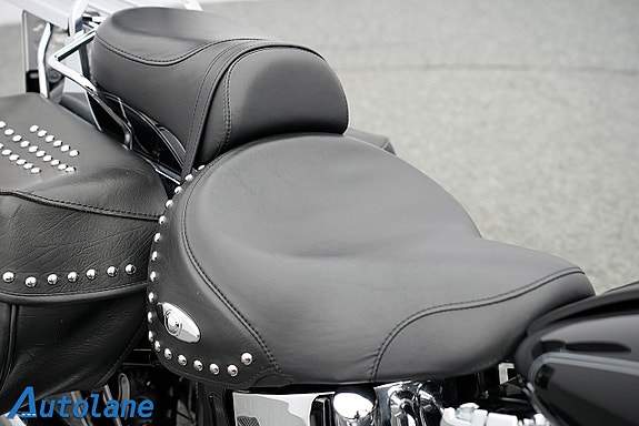 Harley-Davidson Heritage Softail Classic *Nyservad 17 of 27
